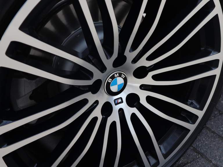 BMW BMW