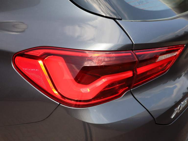 BMW BMW