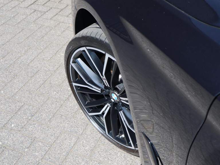 BMW BMW