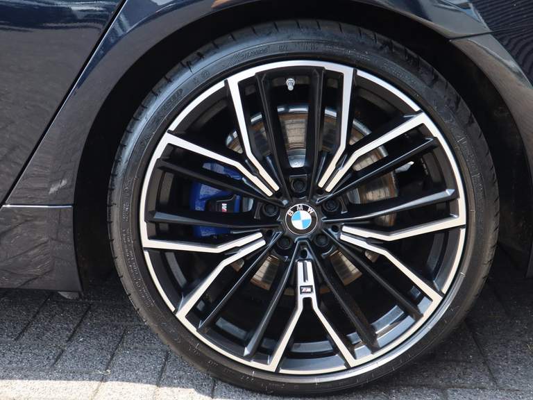 BMW BMW