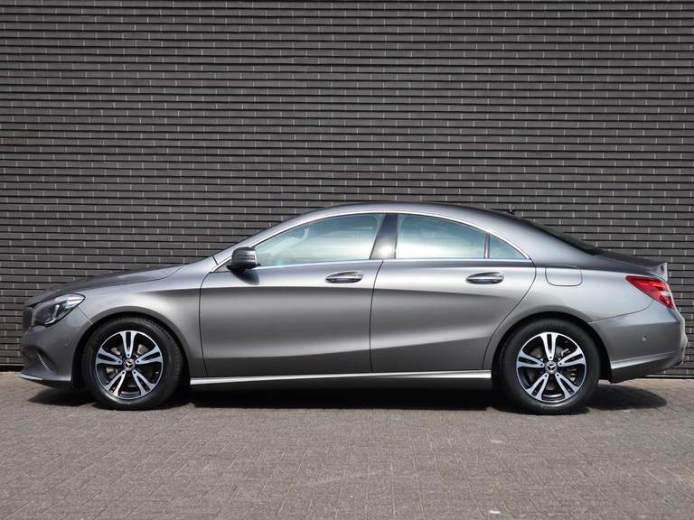 Mercedes-Benz Mercedes-Benz