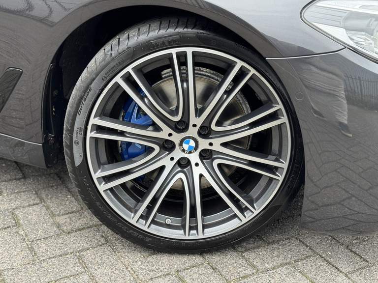 BMW BMW