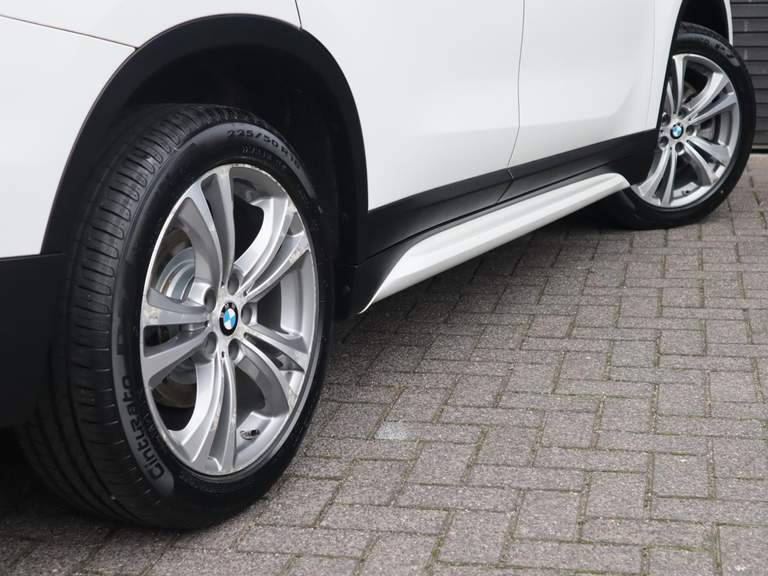 BMW BMW