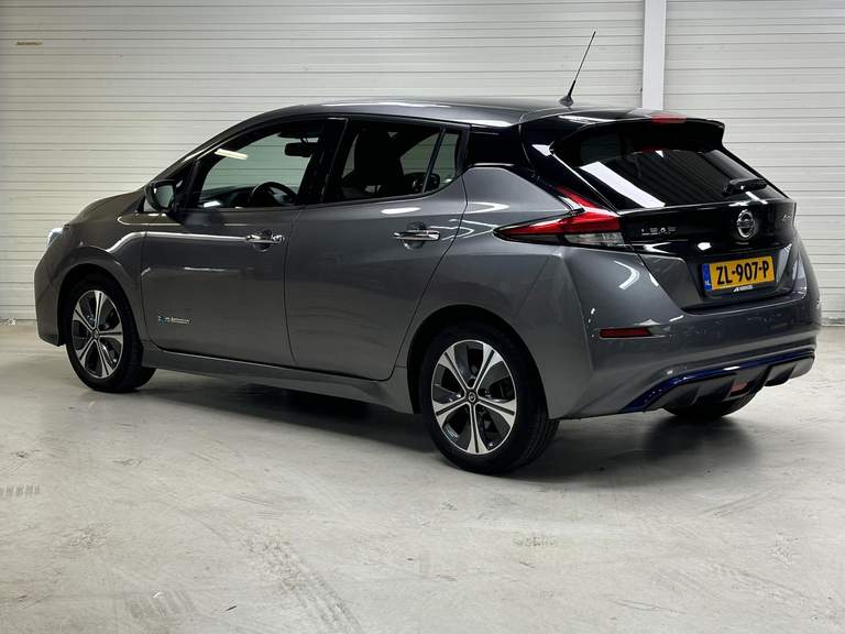 Nissan Nissan