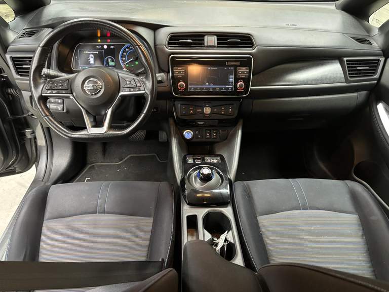 Nissan Nissan