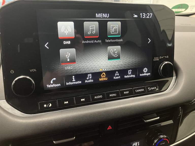 Nissan Nissan