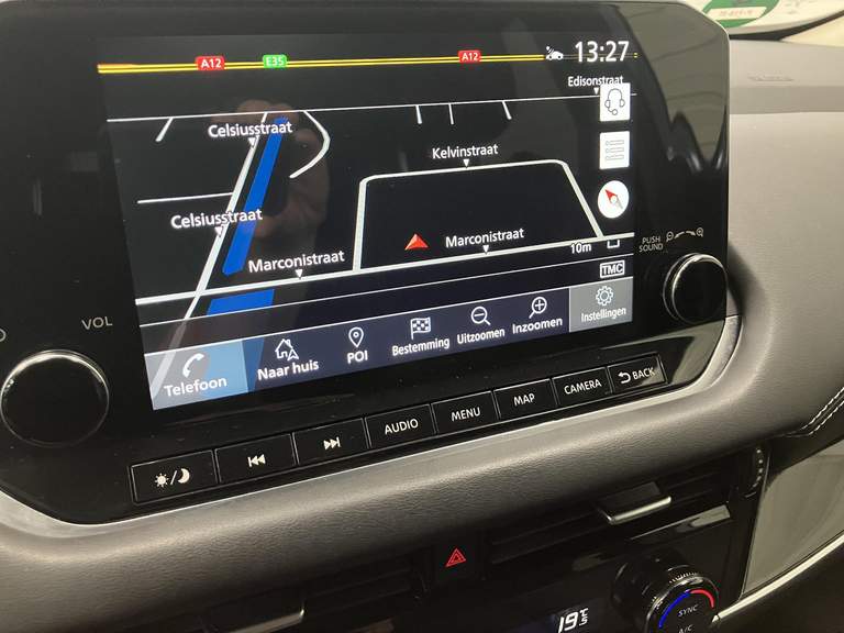 Nissan Nissan