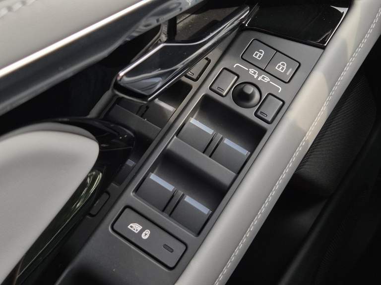 Land Rover Land Rover