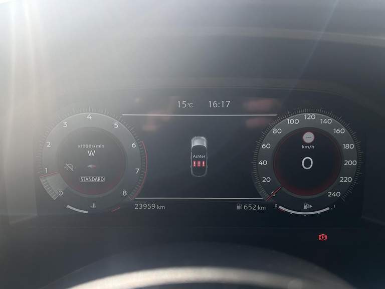 Nissan Nissan