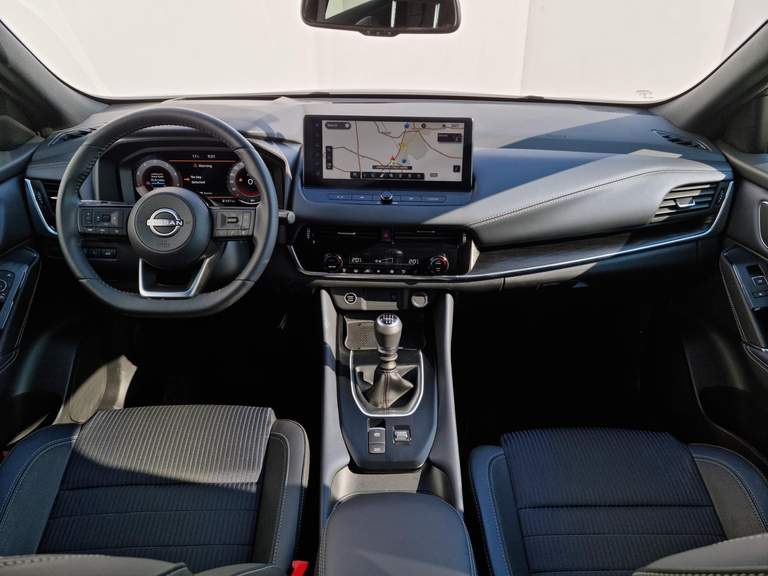 Nissan Nissan