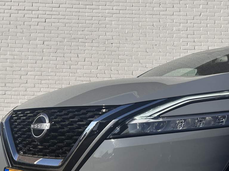 Nissan Nissan
