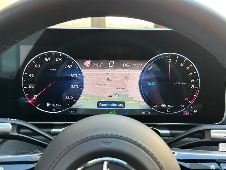 Mercedes-Benz Mercedes-Benz
