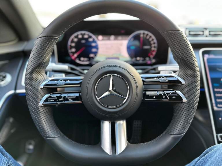 Mercedes-Benz Mercedes-Benz