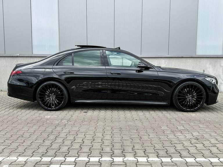 Mercedes-Benz Mercedes-Benz