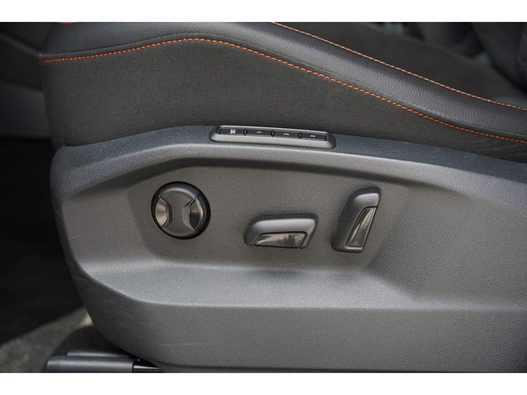 SEAT SEAT