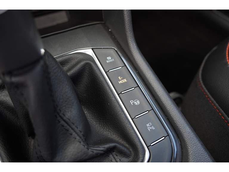 SEAT SEAT