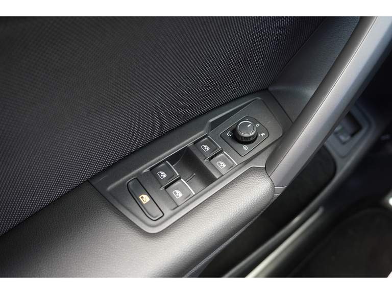SEAT SEAT