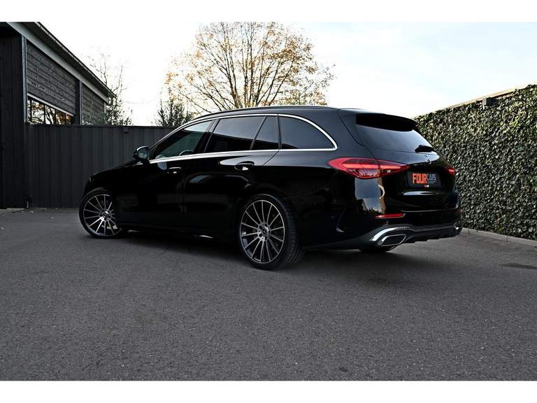 Mercedes-Benz Mercedes-Benz