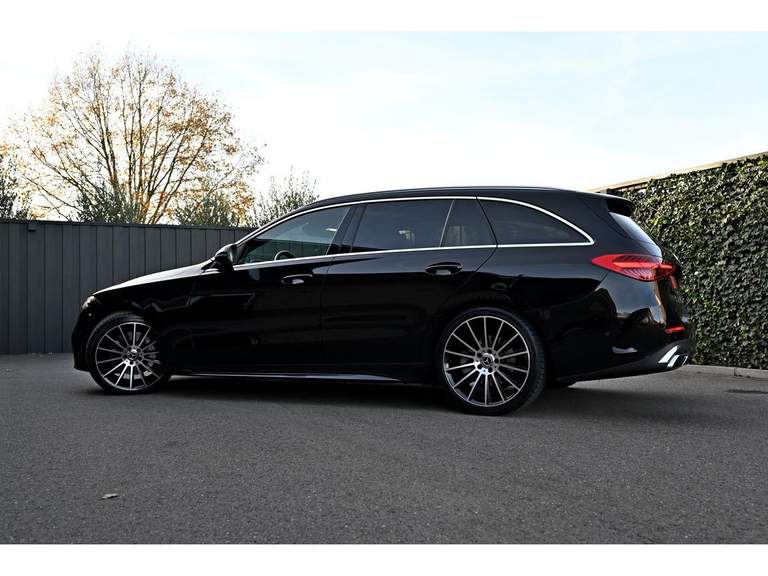 Mercedes-Benz Mercedes-Benz