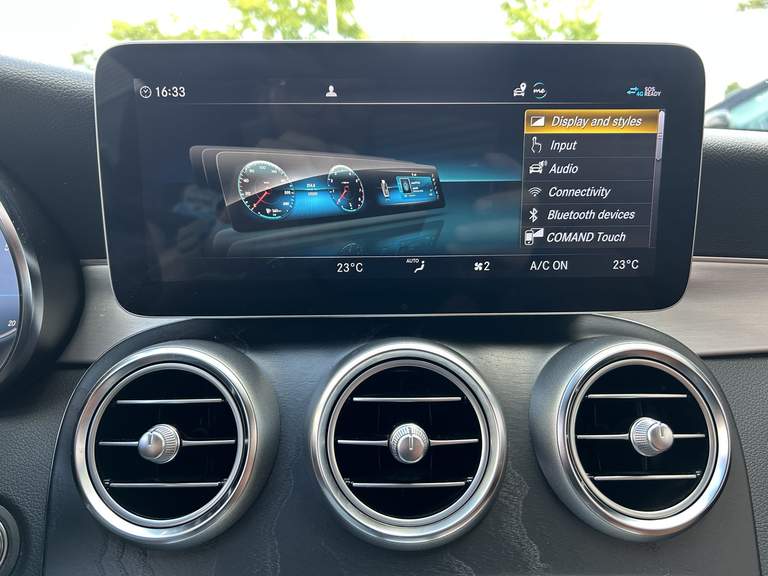 Mercedes-Benz Mercedes-Benz