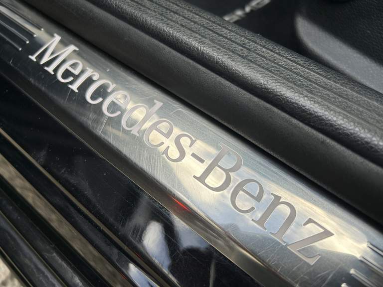 Mercedes-Benz Mercedes-Benz