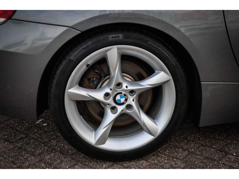 BMW BMW