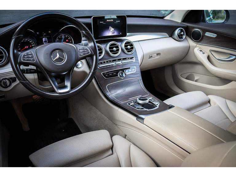 Mercedes-Benz Mercedes-Benz