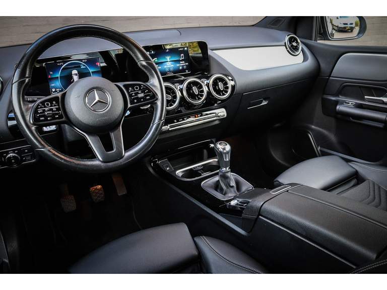 Mercedes-Benz Mercedes-Benz
