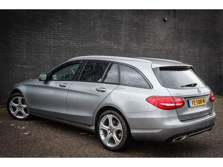 Mercedes-Benz Mercedes-Benz