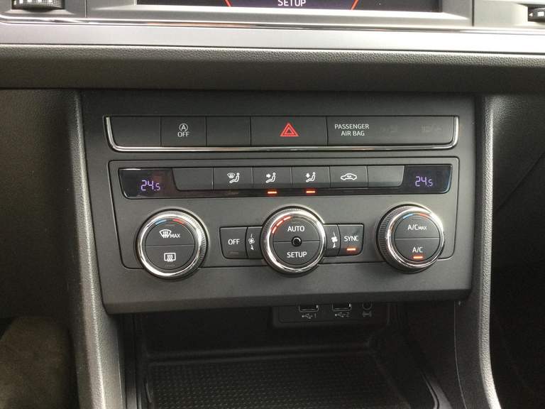 SEAT SEAT