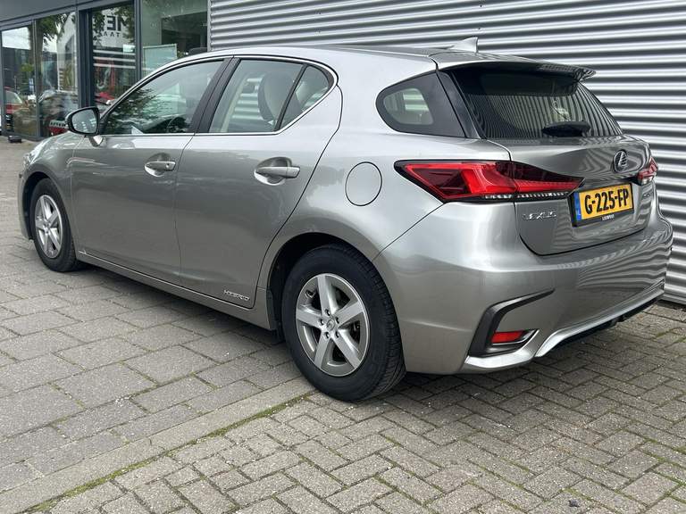 Lexus