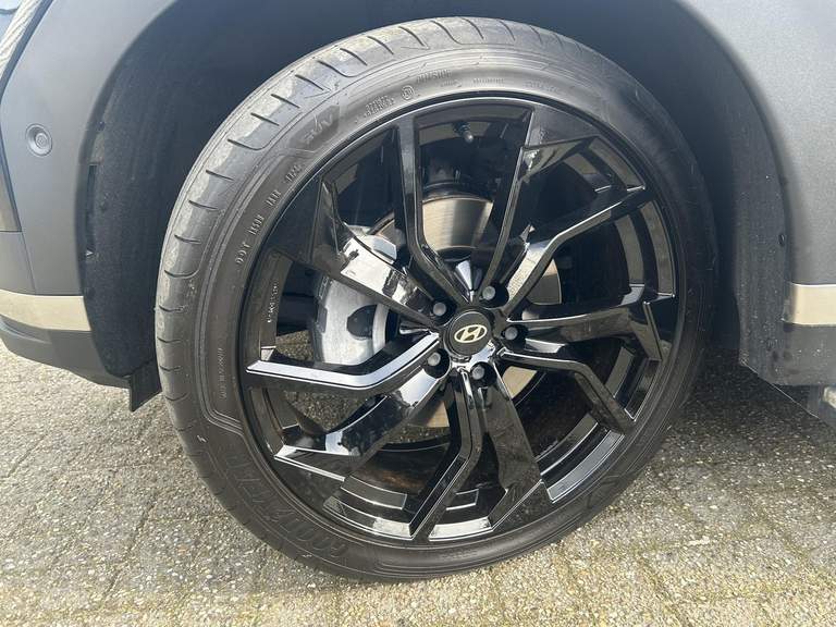Hyundai Hyundai