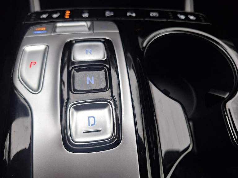 Hyundai Hyundai