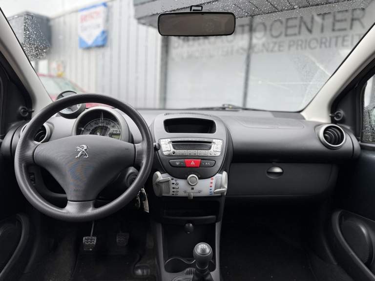 Peugeot