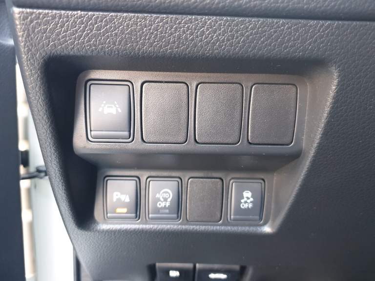 Nissan Nissan