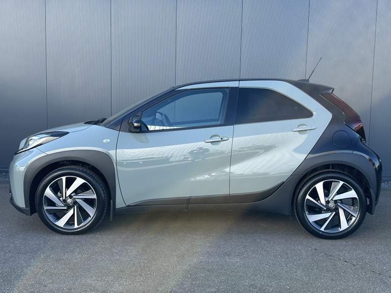 Toyota Toyota