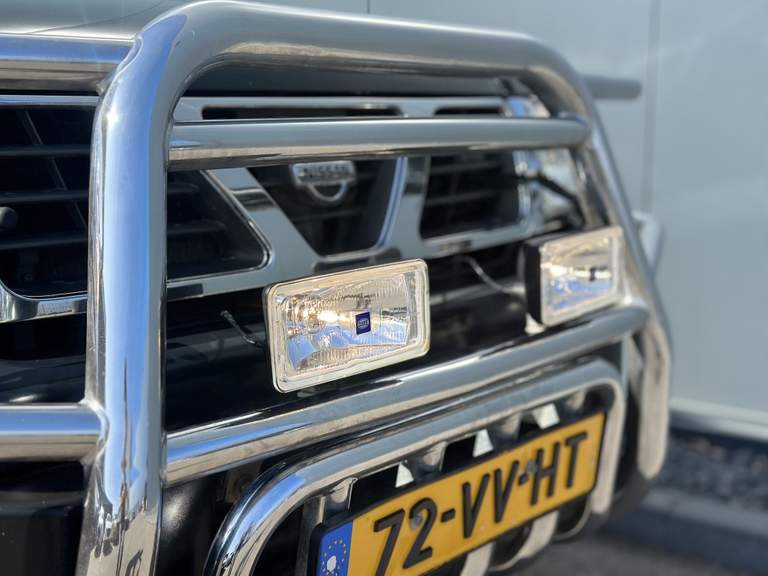 Nissan Nissan