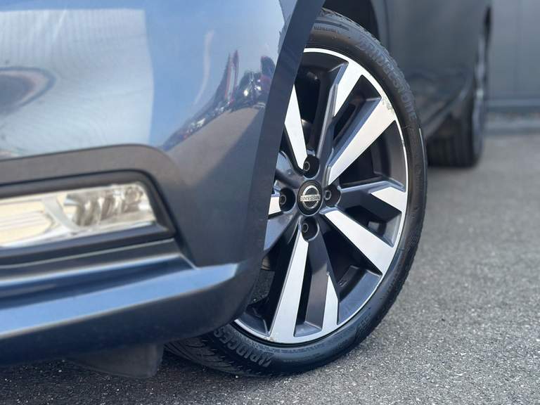 Nissan Nissan