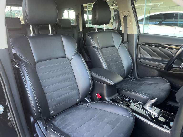 Mitsubishi Mitsubishi