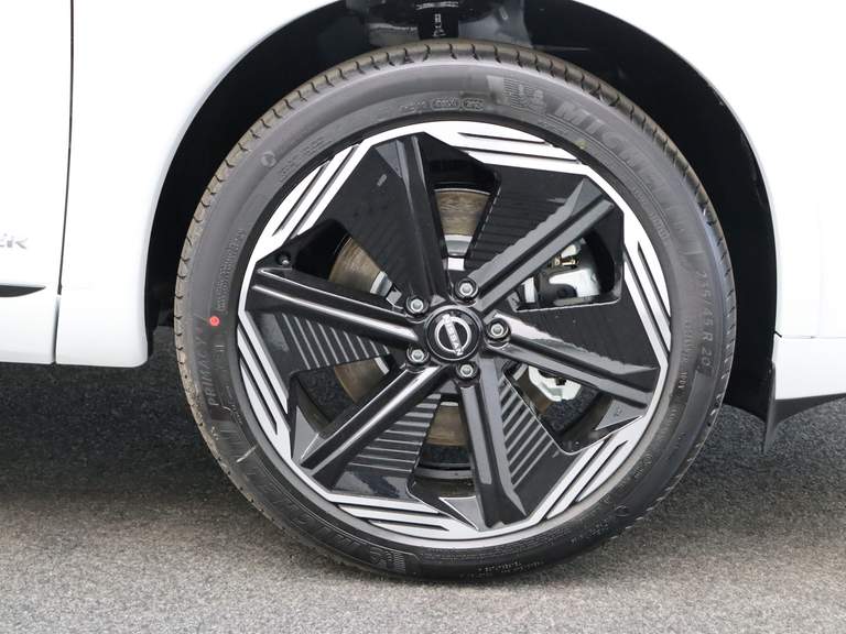 Nissan Nissan