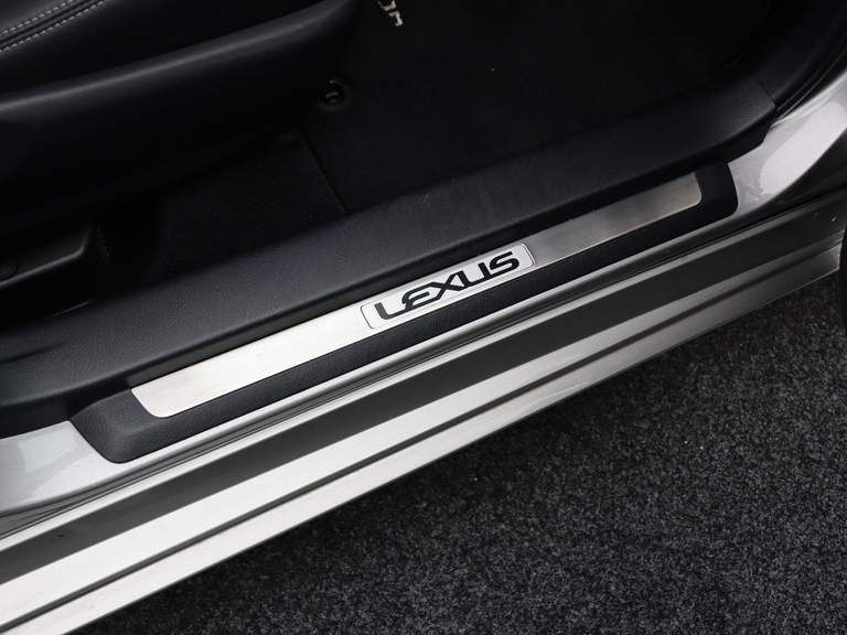 Lexus Lexus