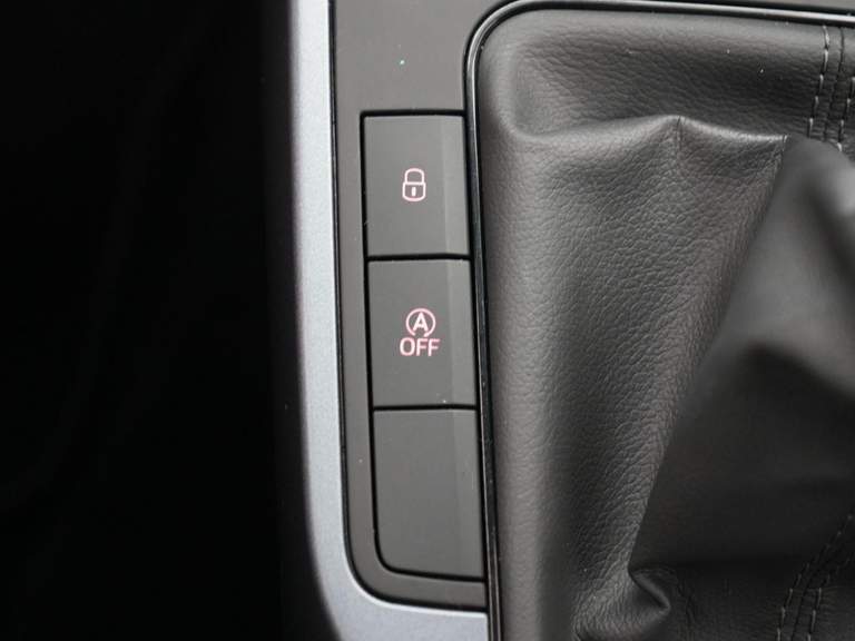 SEAT SEAT