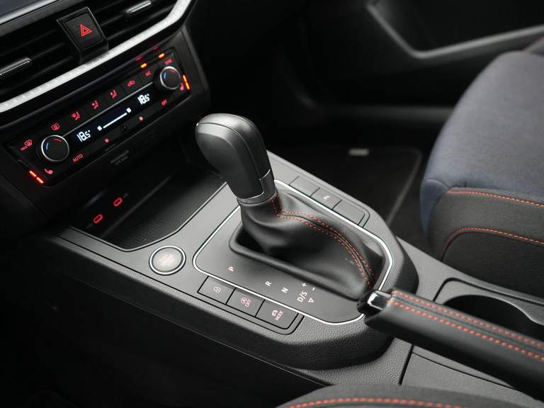 SEAT SEAT