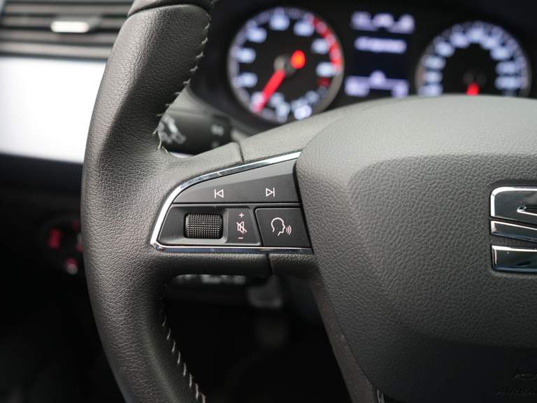 SEAT SEAT