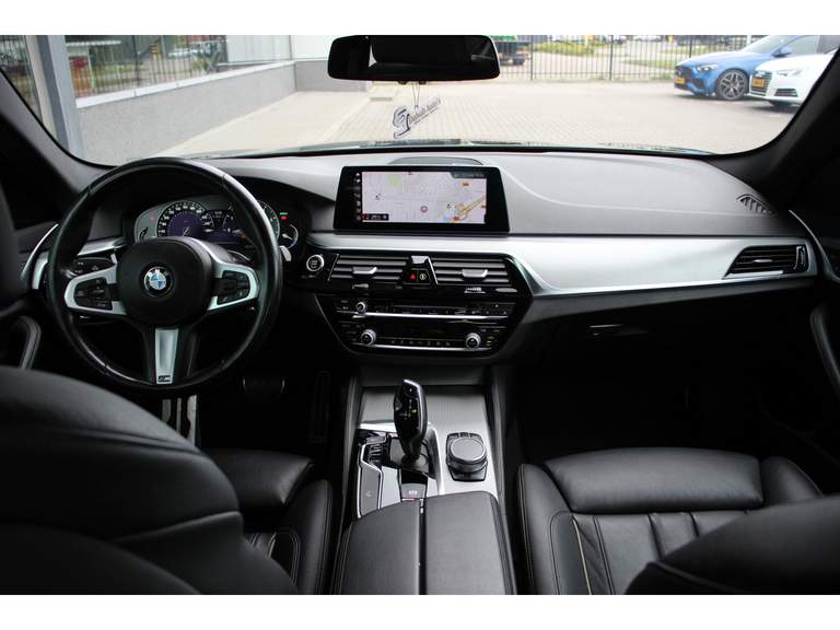 BMW BMW