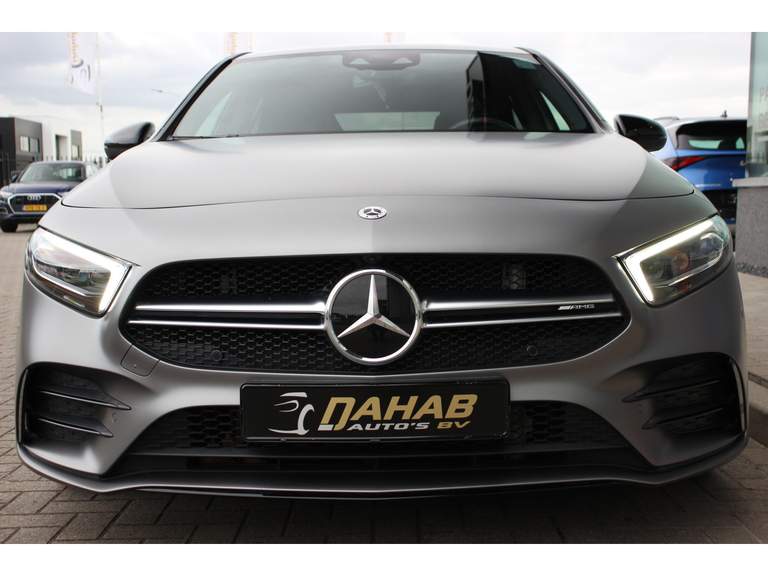 Mercedes-Benz Mercedes-Benz