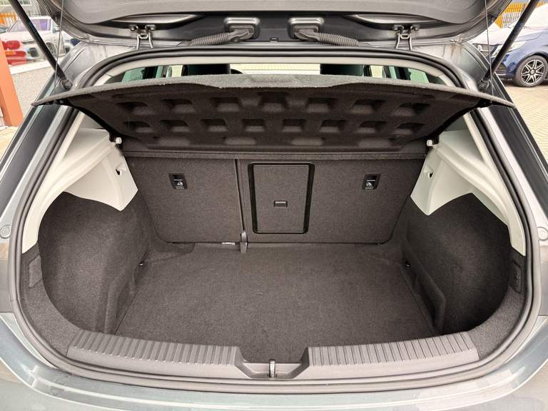 SEAT SEAT
