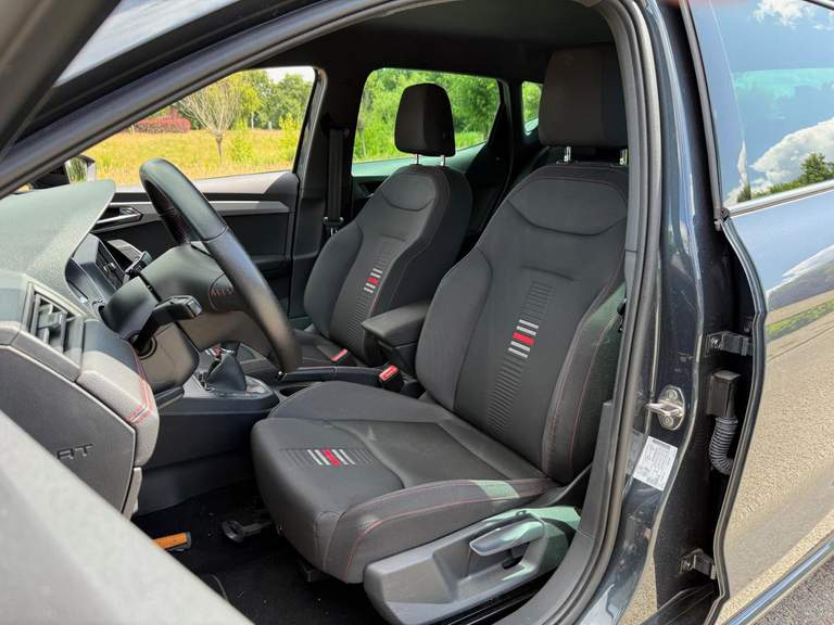 SEAT SEAT