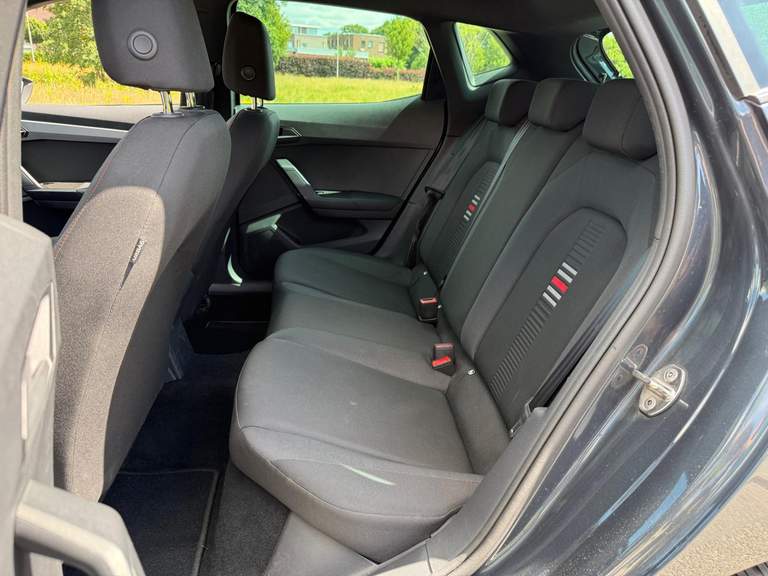 SEAT SEAT