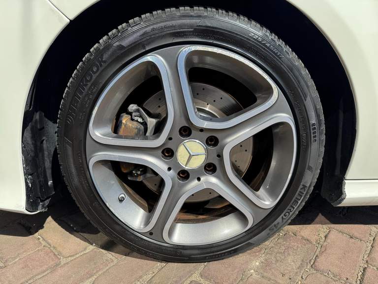 Mercedes-Benz